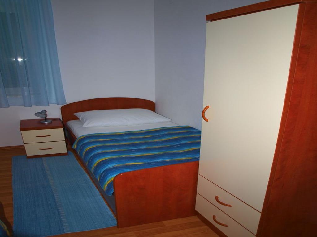 Apartments Mia Postira Room photo