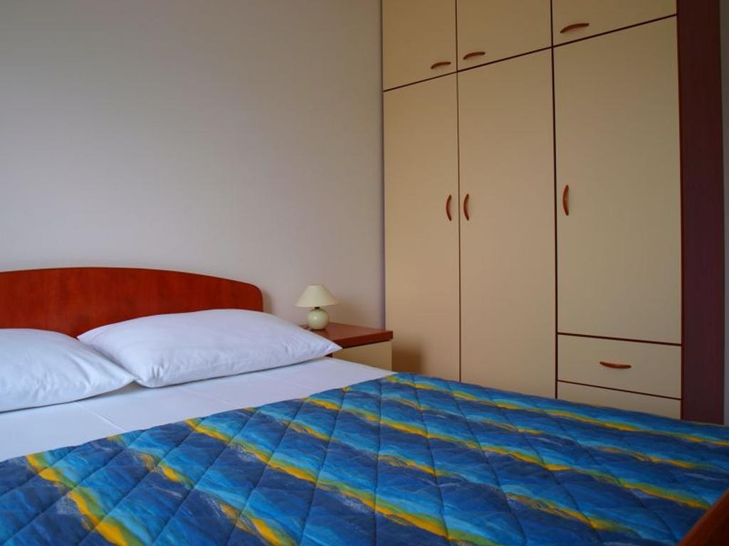 Apartments Mia Postira Room photo