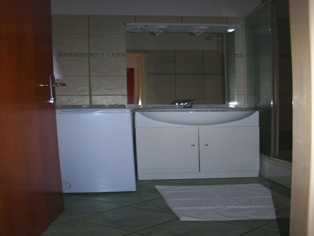 Apartments Mia Postira Room photo